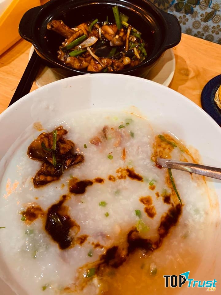 Một suất cháo ếch ở Bamigo