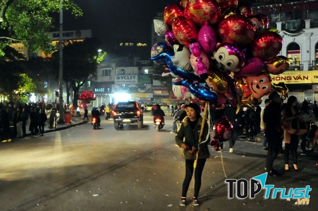 Những chùm bóng bay như thế này khá chạy hàng