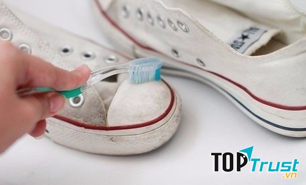 Bàn chải đánh răng