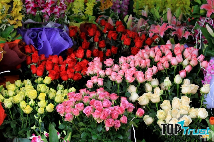 Bán hoa tươi - Cách kinh doanh thu lợ nhuận cao trong dịp Tết