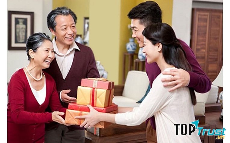 Bạn muốn đưa người ấy đi chơi cùng bạn bè, gia đình