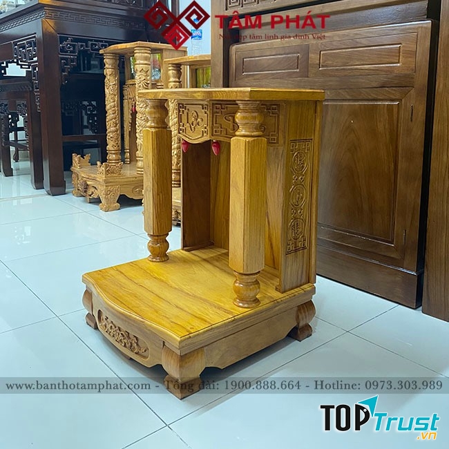 Bàn thờ Tâm Phát