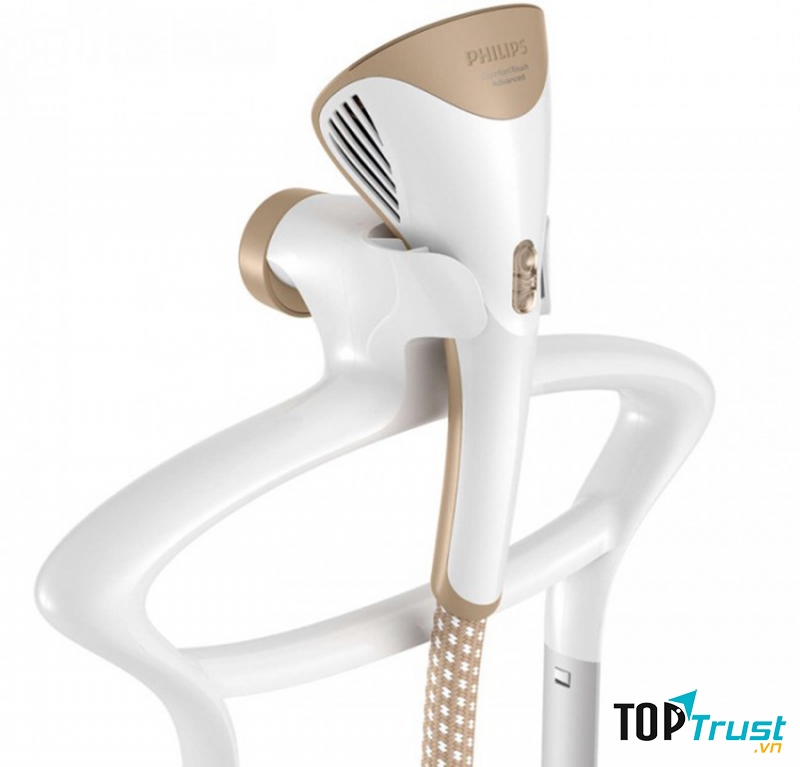 Bàn ủi hơi nước đứng Philips GC576 với thiết kế đứng kèm theo Hand&lock giúp cố định quần áo khi ủi giúp bạn giải quyết gọn gàng những nếp nhăn ở những góc khó ủi nhất