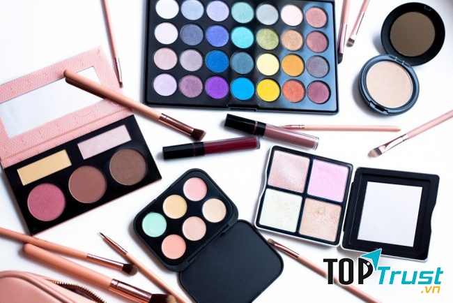 Bảng che khuyết điểm BH Cosmetic 6 Color Light