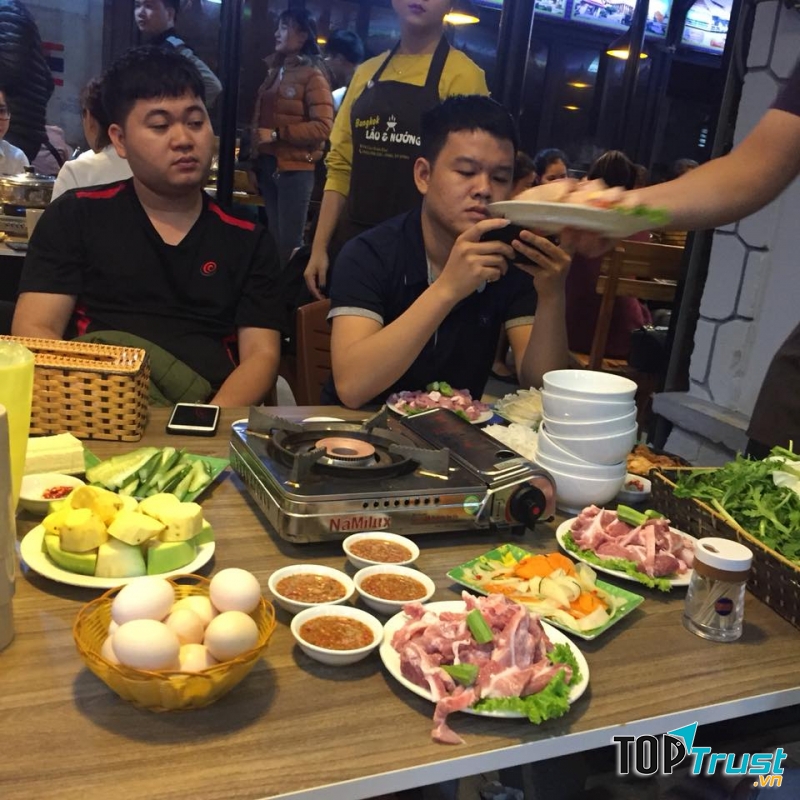 BANGKOK - LẨU & NƯỚNG