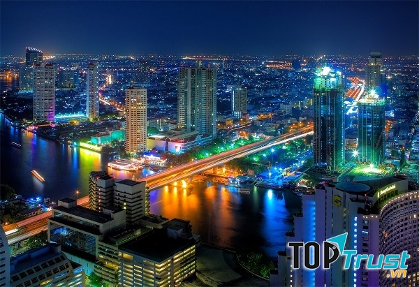 Bangkok sôi động rực rỡ
