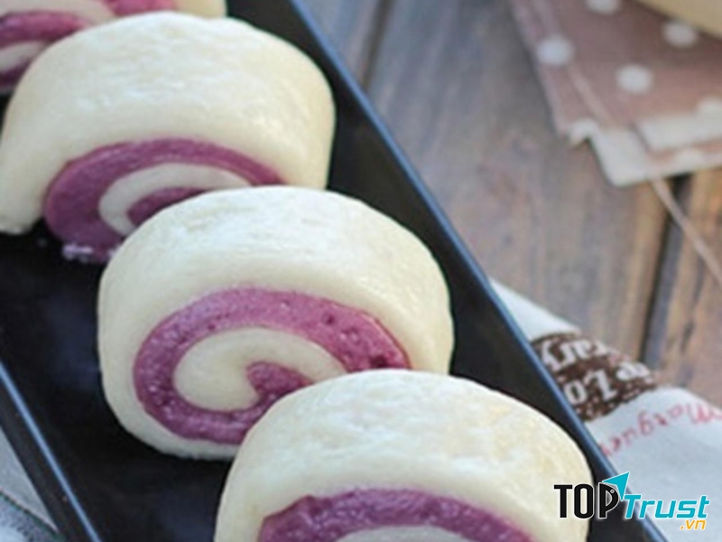 Bánh bao khoai tím