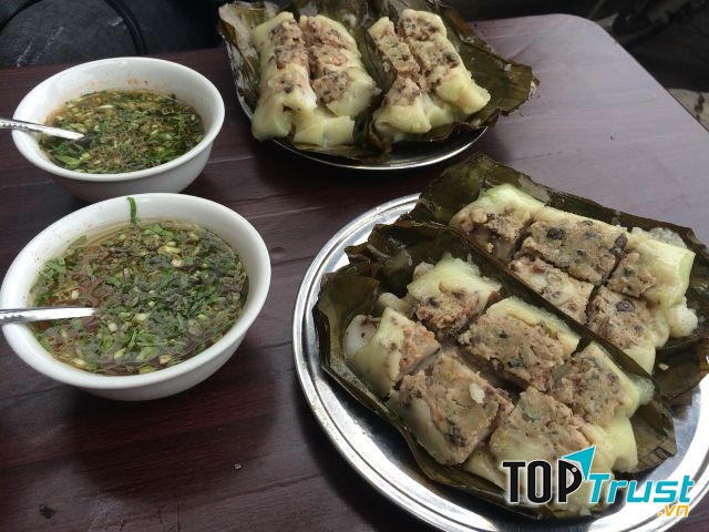 Quán bánh bèo & bánh do-Lạch tray