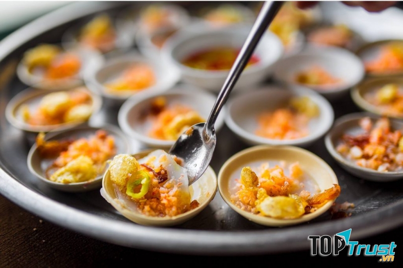 Bánh Bèo Nậm Lọc – Mệ Lé