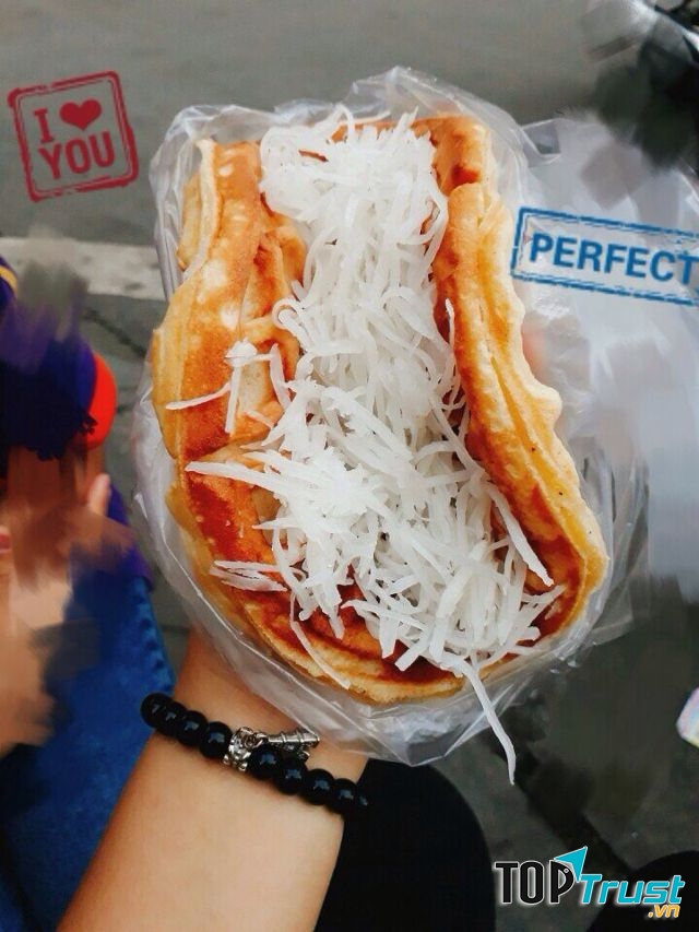 Bánh bò dừa ở Bách - Kinh - Xây