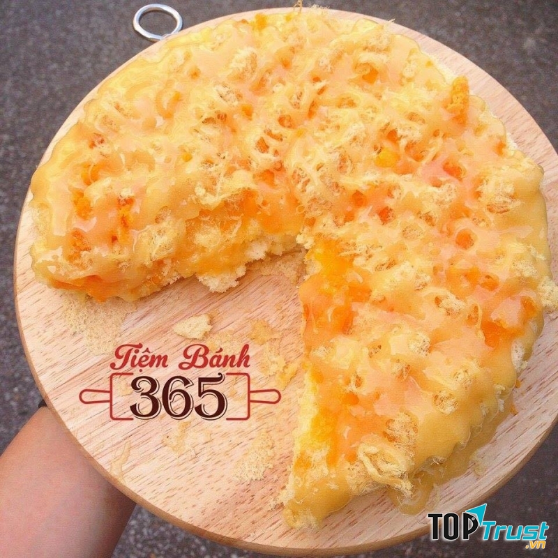 136k/bánh (size 20cm)