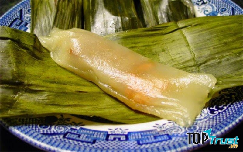 Bánh bột lọc gói lá chuối