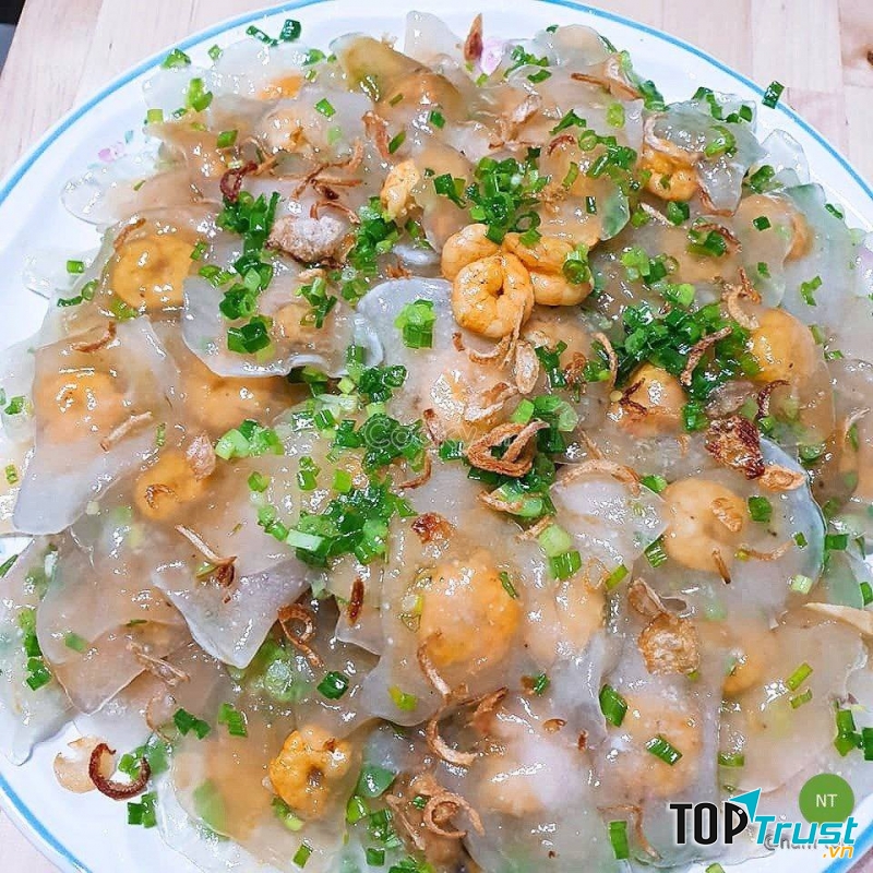 Bánh bột lộc nhân tôm trần