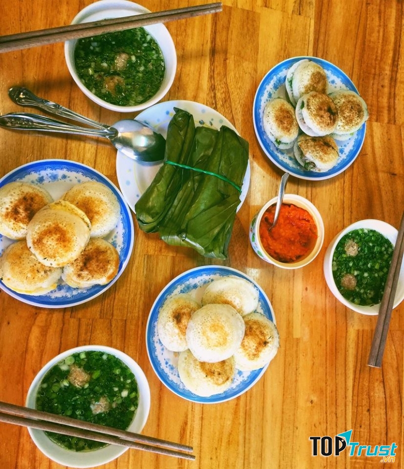 Bánh Căn Lệ - 27/44 Yersin, TP. Đà Lạt, Lâm Đồng