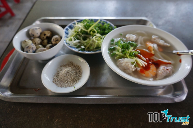 Bánh canh Bà Đợi