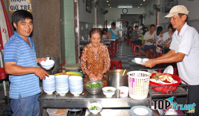 Quán Bánh Canh Bà O