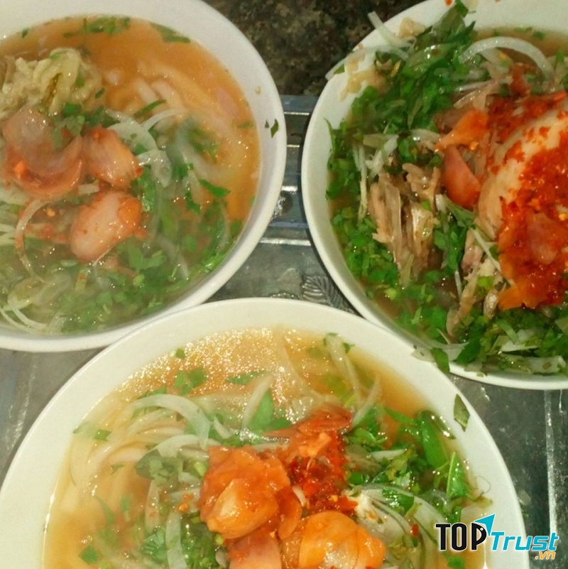 Bánh canh cá lóc Đông Hà