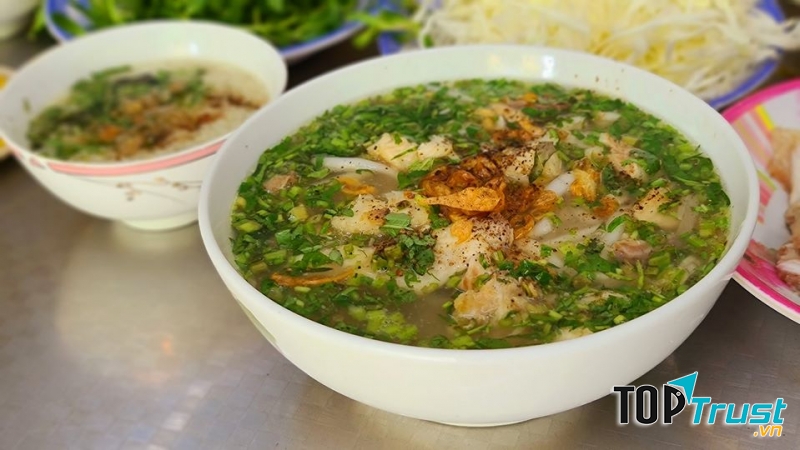 Bánh canh cá lóc - Trường Sa