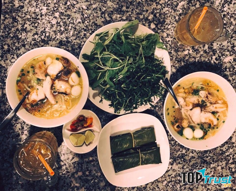 Bánh canh cá lóc Em Tôi