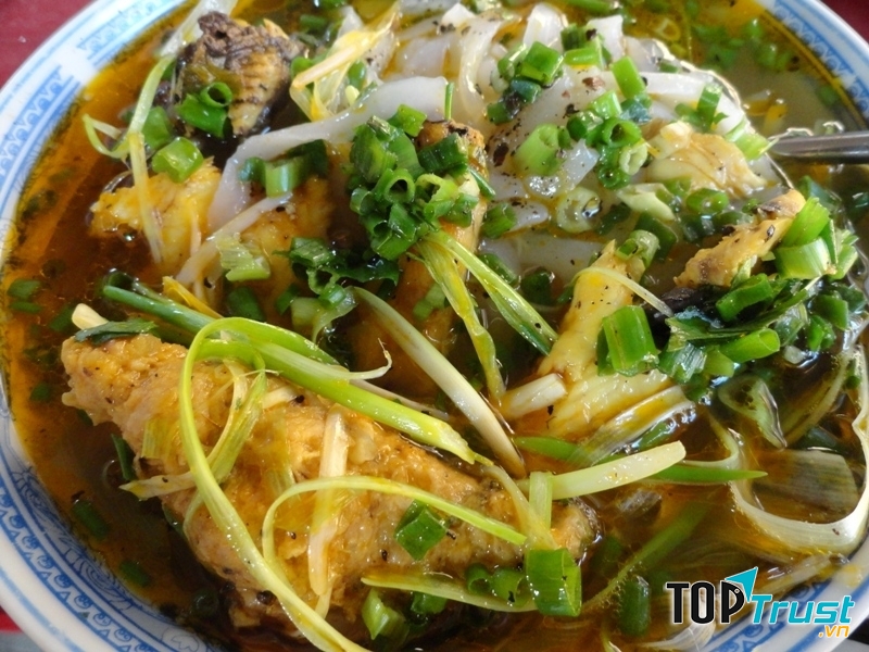 Bánh canh cá lóc Mino