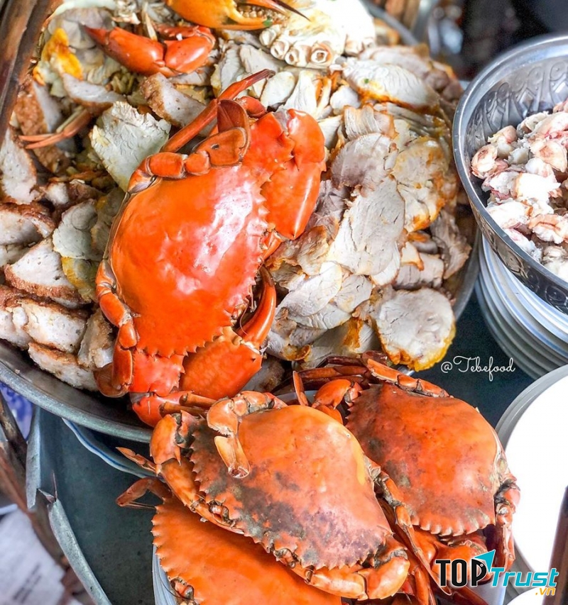 Topping đa dạng, tươi ngon