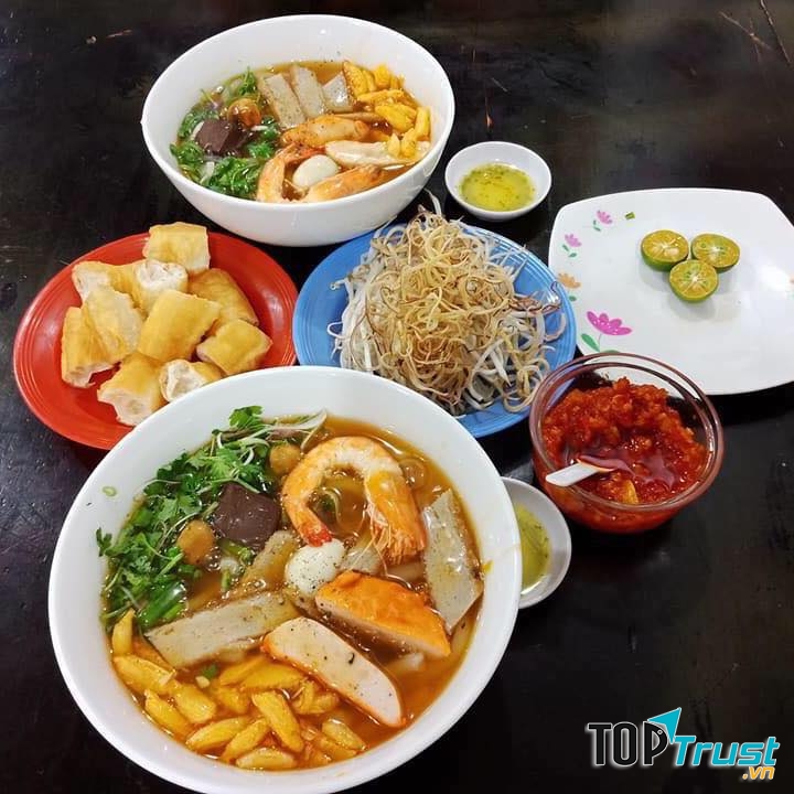 Bánh canh cua A.Rơm