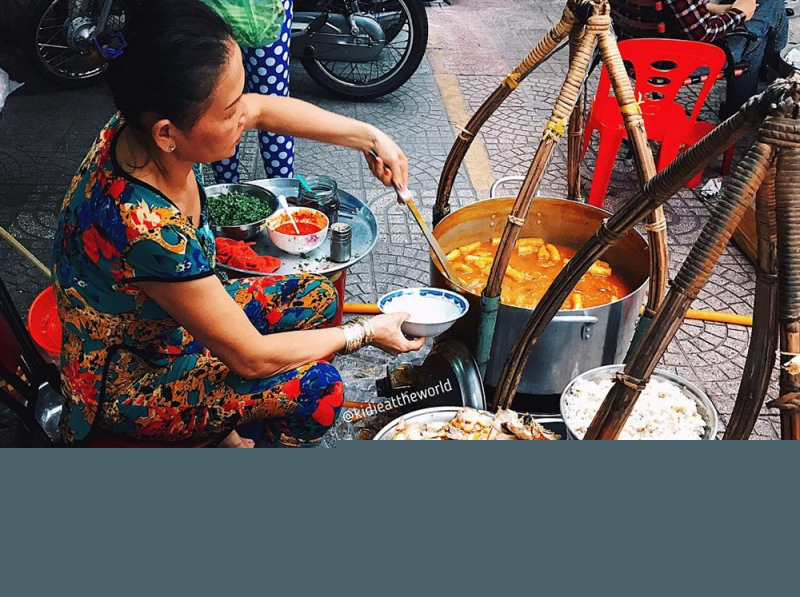 Bánh canh cua chợ Hoà Bình