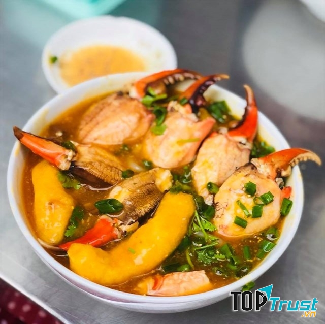 Tô bánh canh ấn tượng thơm ngon