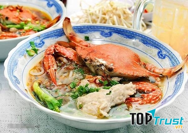 Món bánh canh ghẹ độc đáo và hấp dẫn chắc chỉ có Phú Yên mới có