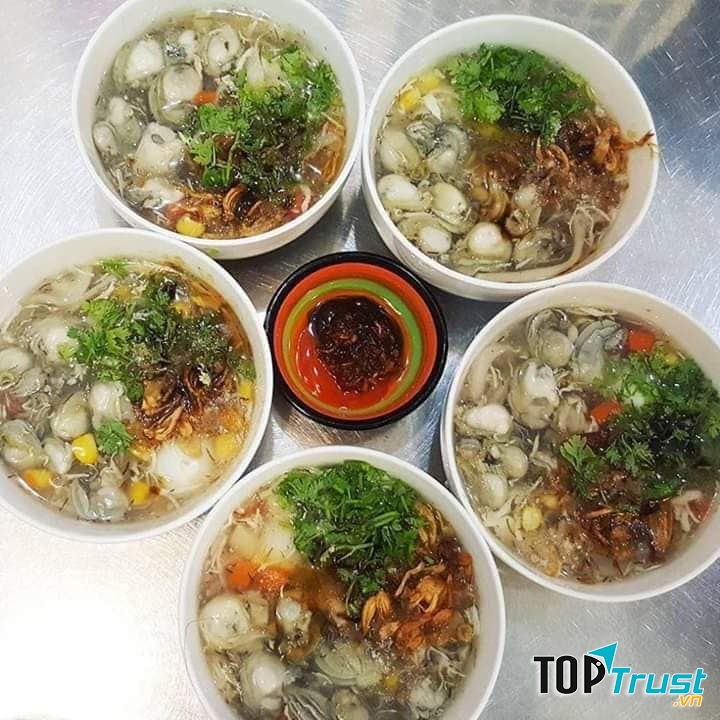 Bánh canh ghẹ Bà Ba