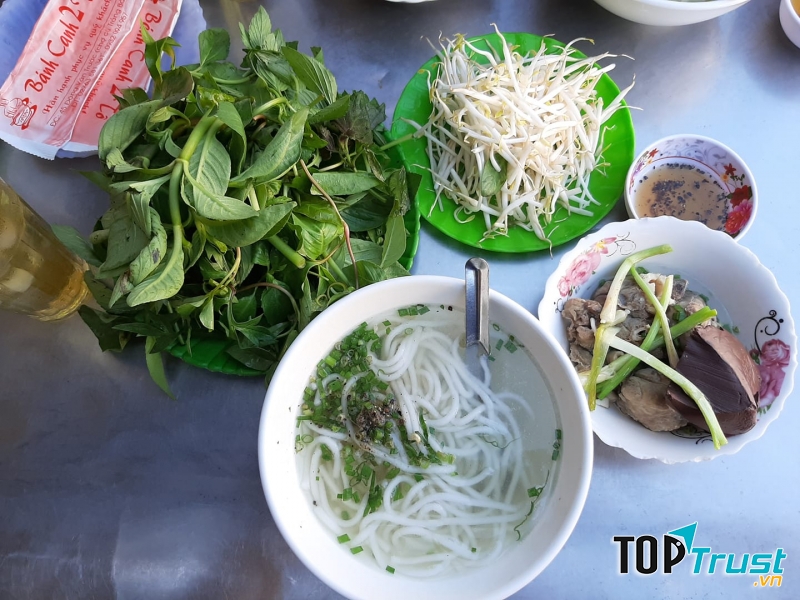 Bánh canh hai tô