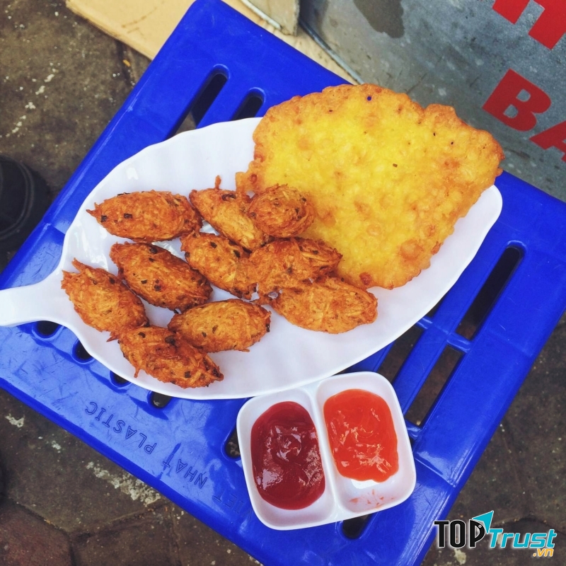 Bánh cay Quán Thánh