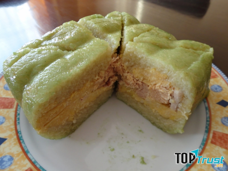 Bánh chưng nếp dẻo thơm ngon