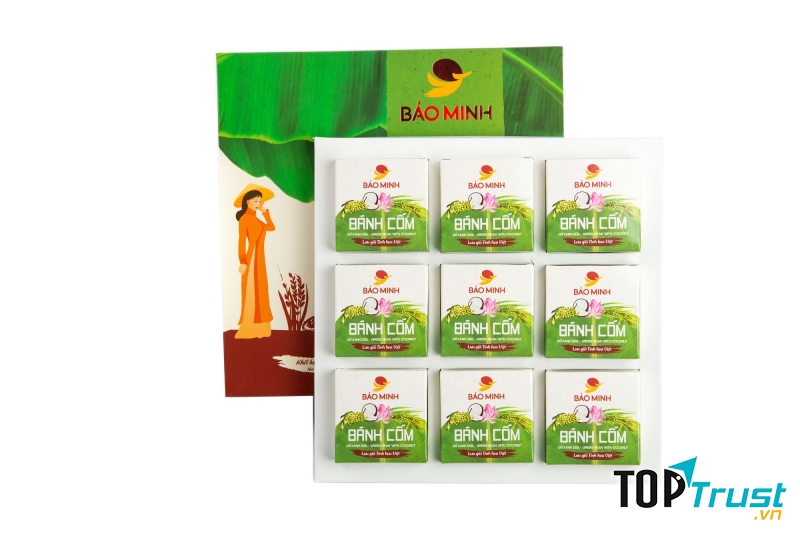 Có thể nói bánh cốm Bảo Minh là tinh hoa đất trời, bởi lẽ để làm ra được bánh cốm ngoài mang hương vị truyền thống, chuẩn vị thì sự tinh hoa còn thể hiện ở công đoạn lựa chọn nguyên liệu tự nhiên một cách cẩn thận, tỉ mỉ có phần khắt khe của Bảo Minh.