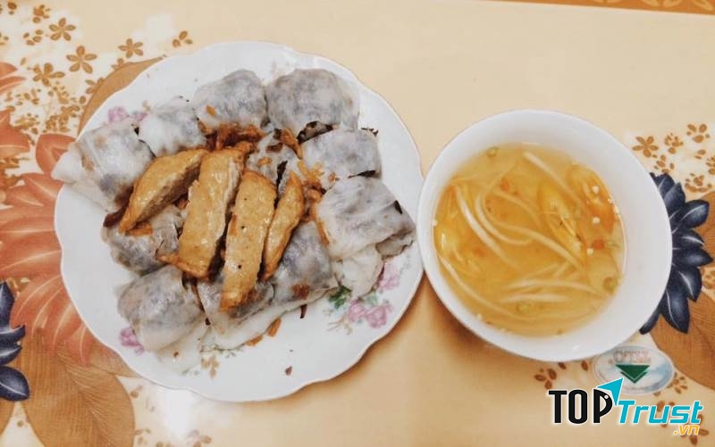 Bà Thấu Quán - Bánh Cuốn ngon nức tiếng Hải Dương