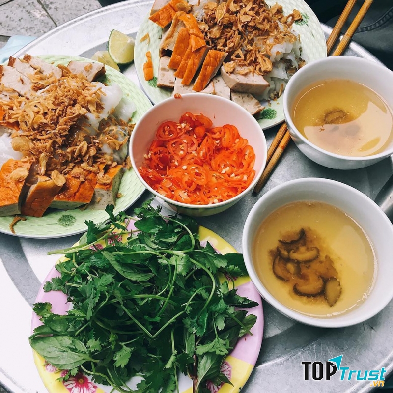 Bánh cuốn chả - Nguyễn Chí Thanh