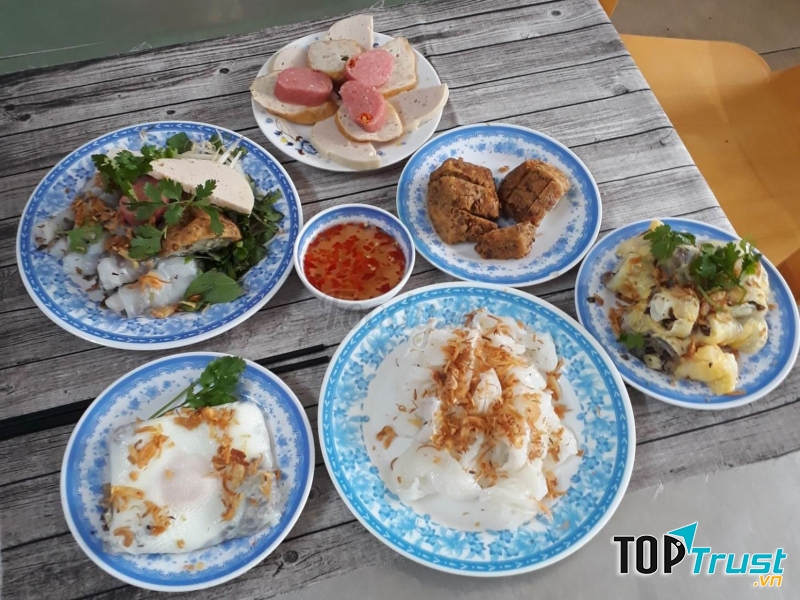 Bánh cuốn Hà Nội