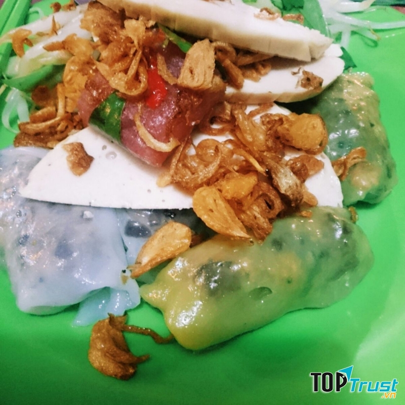 Màu bánh cuốn bắt mắt