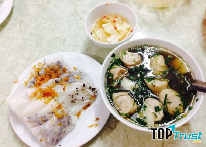 Bánh cuốn ngã 5 chợ Tam Cờ