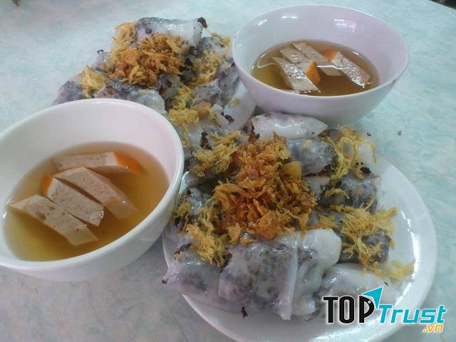 Bánh cuốn rạp tháng Tám