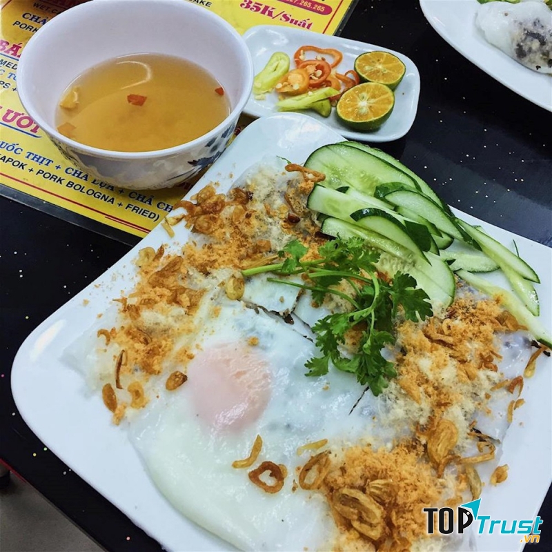 Bánh cuốn trứng Lạng Sơn