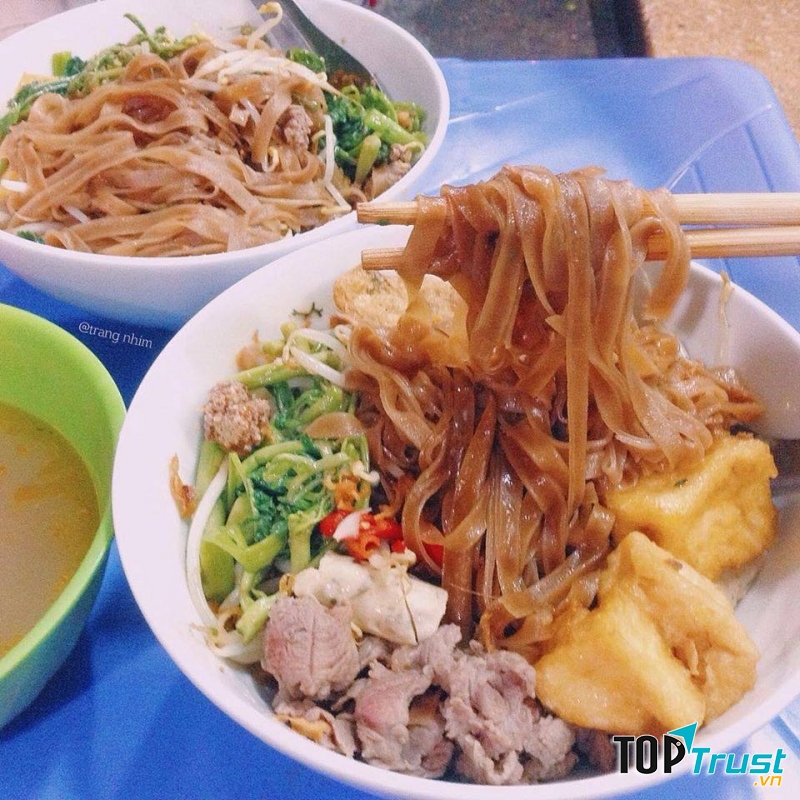 Bánh đa trộn Phùng Hưng