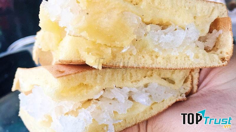 Bánh dừa cade – 5.000đ/miếng
