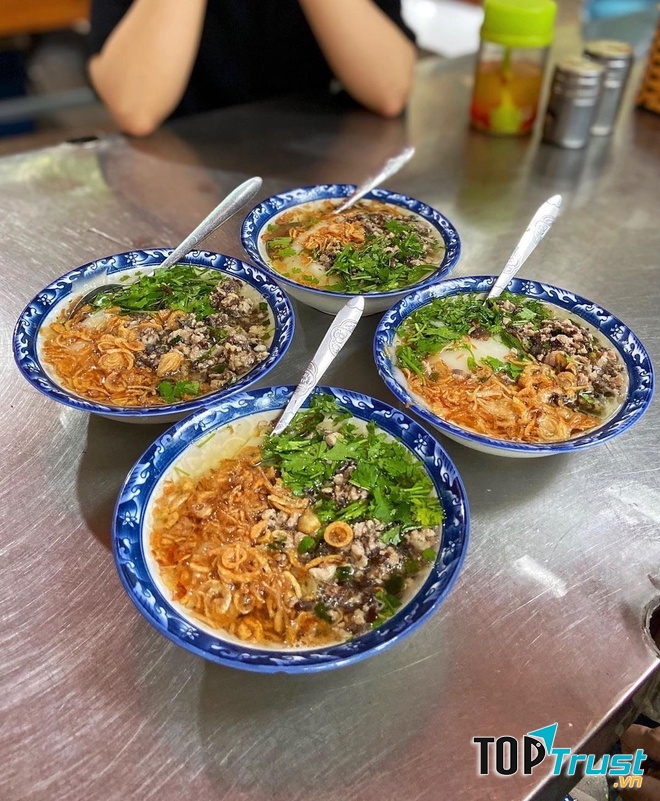Bánh đúc nóng