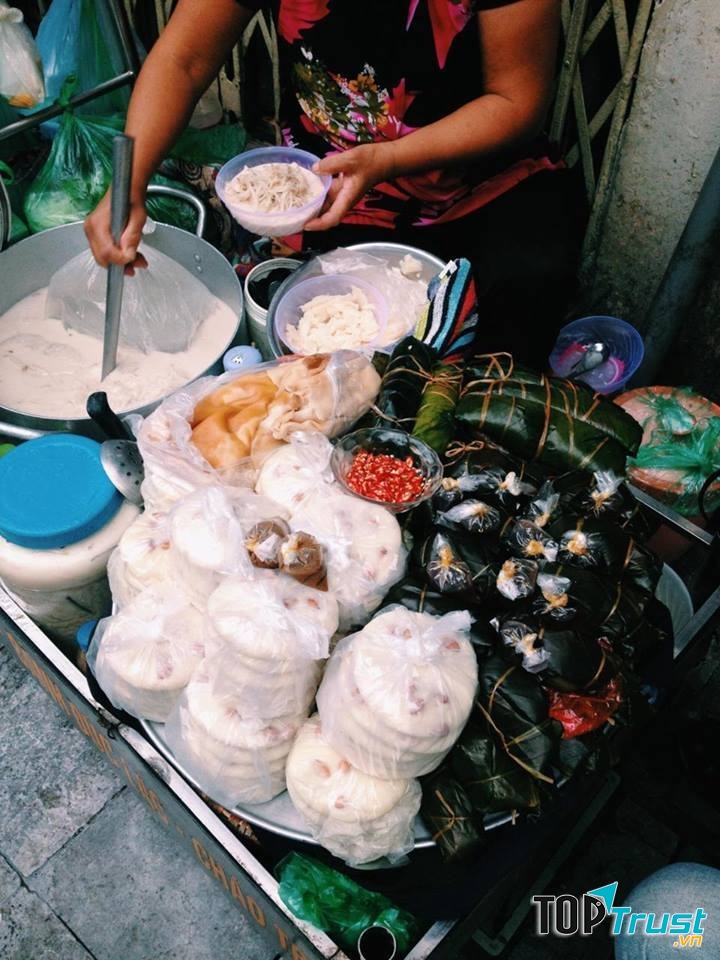 Bánh đúc nóng