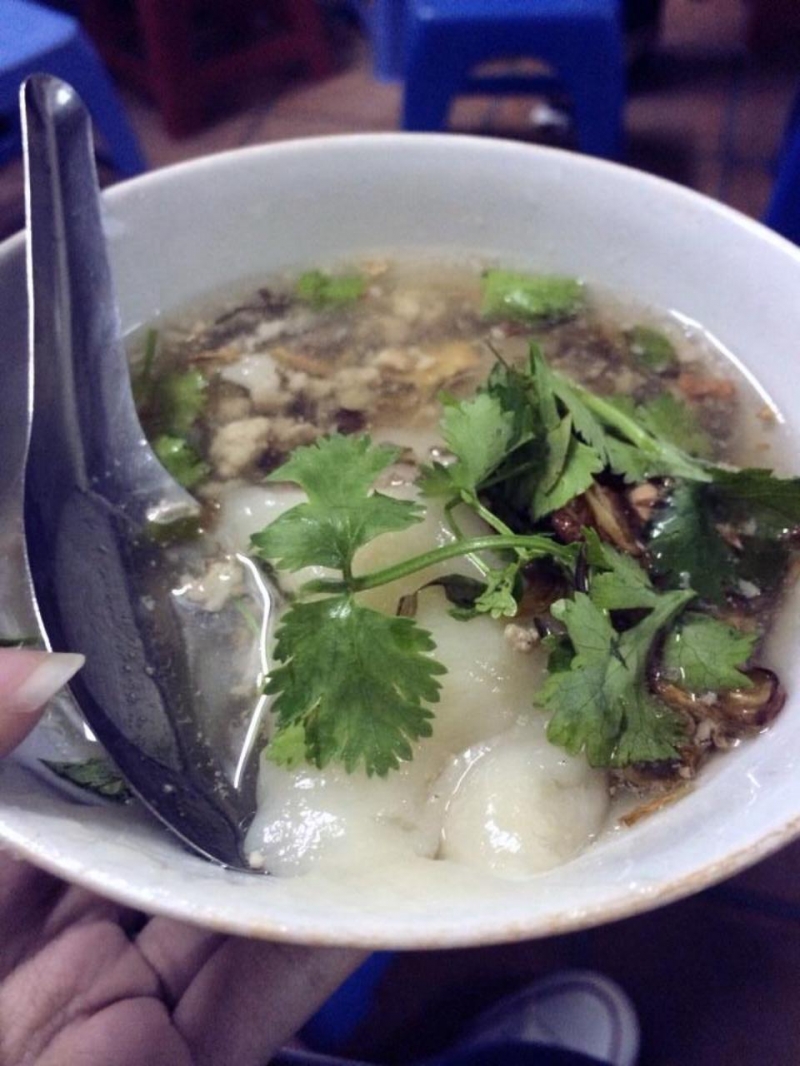 Bánh đúc nóng Nguyễn Bỉnh Khiêm