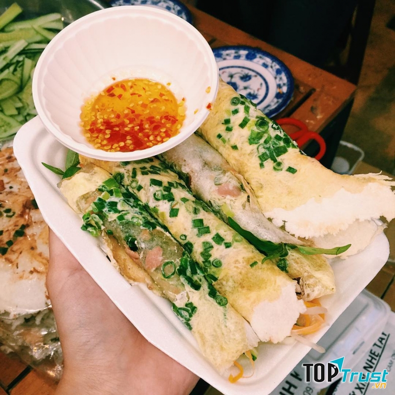 Bánh ép Huế