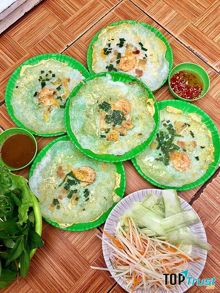 Bánh Ép Huế Tại Buôn Ma Thuột