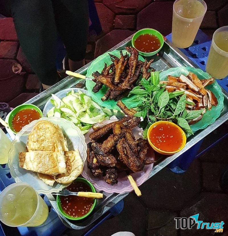 Bánh giò – Phố Thụy Khuê