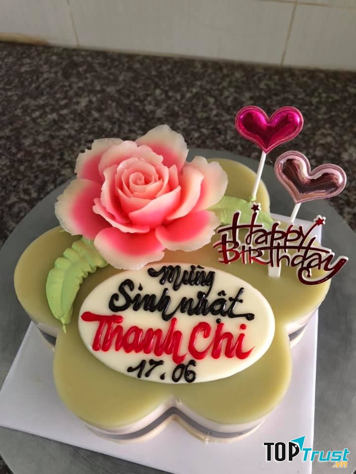 Mẫu bánh sinh nhật đẹp tại tiệm